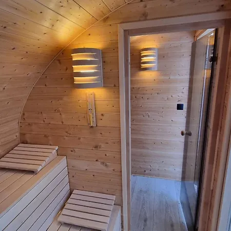 Brzozowy Zakatek - Caloroczny, Sauna, Jacuzzi Casa de Férias *